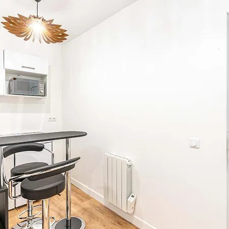 07 - Faubourg Bail Mobilite Apartment *