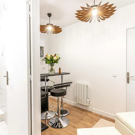 07 - Faubourg Bail Mobilite Paris