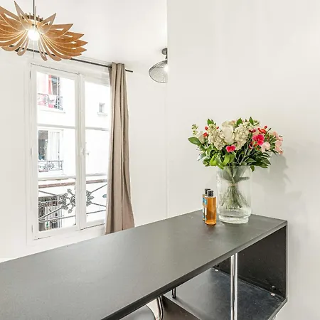 07 - Faubourg Bail Mobilite Apartment Paris